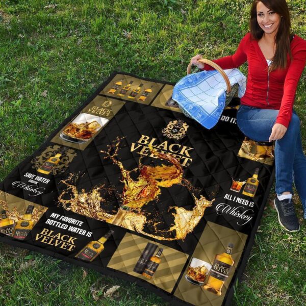 black velvet quilt blanket all i need is whisky gift idea ws4k4