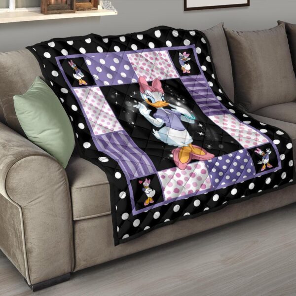 daisy duck quilt blanket cartoon fan gift idea qb004 ermny