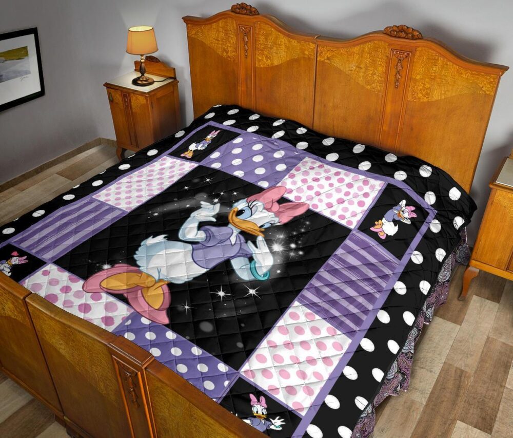 Daisy Duck Quilt Blanket Cartoon Fan Gift Idea | QB004