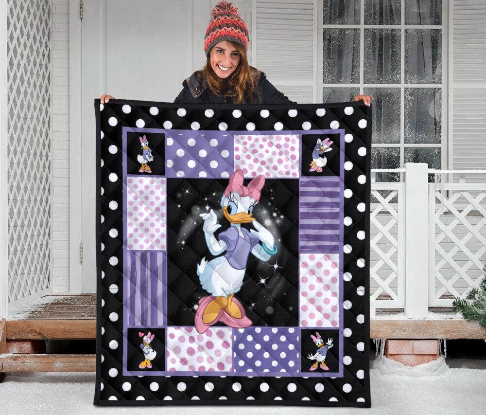 Daisy Duck Quilt Blanket Cartoon Fan Gift Idea | QB004