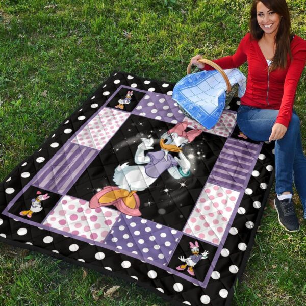 daisy duck quilt blanket cartoon fan gift idea qb004 ziclo