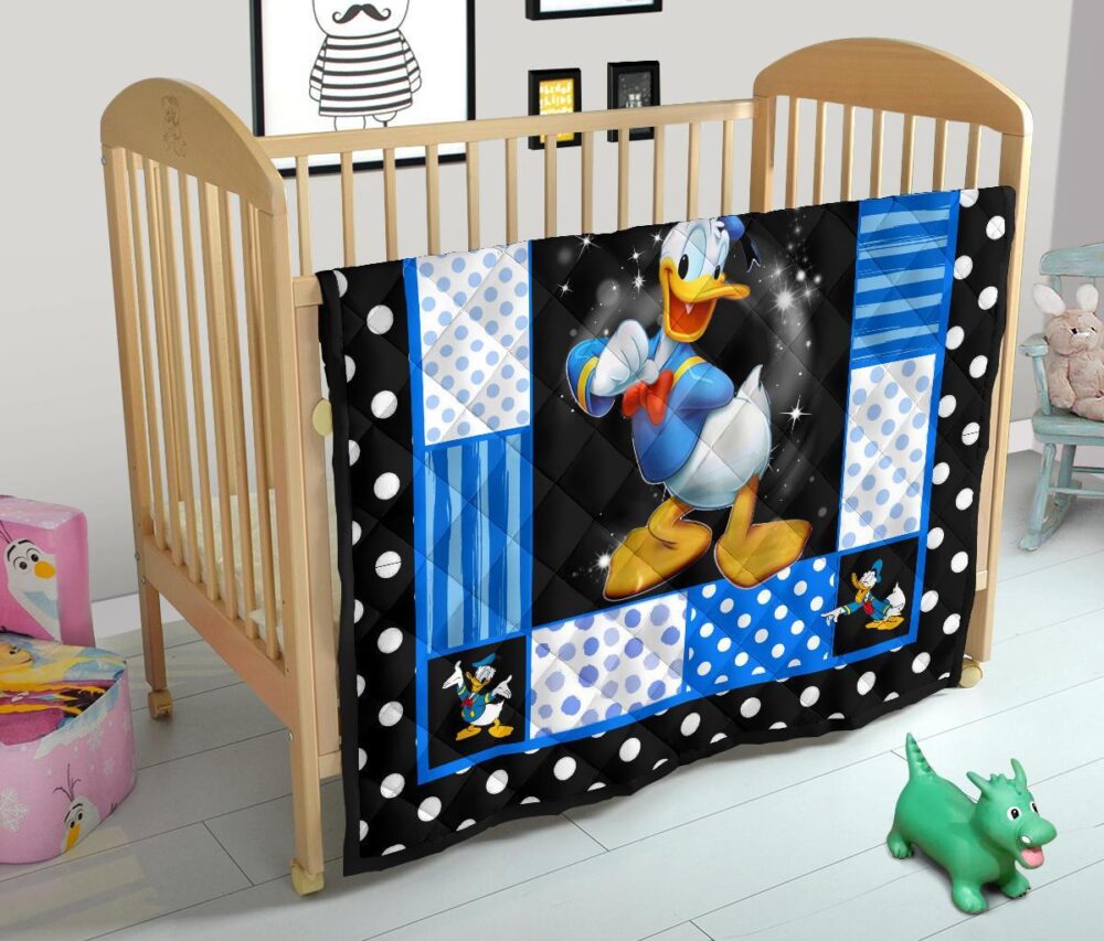 Donald Duck Quilt Blanket Funny Cartoon Fan Gift Idea