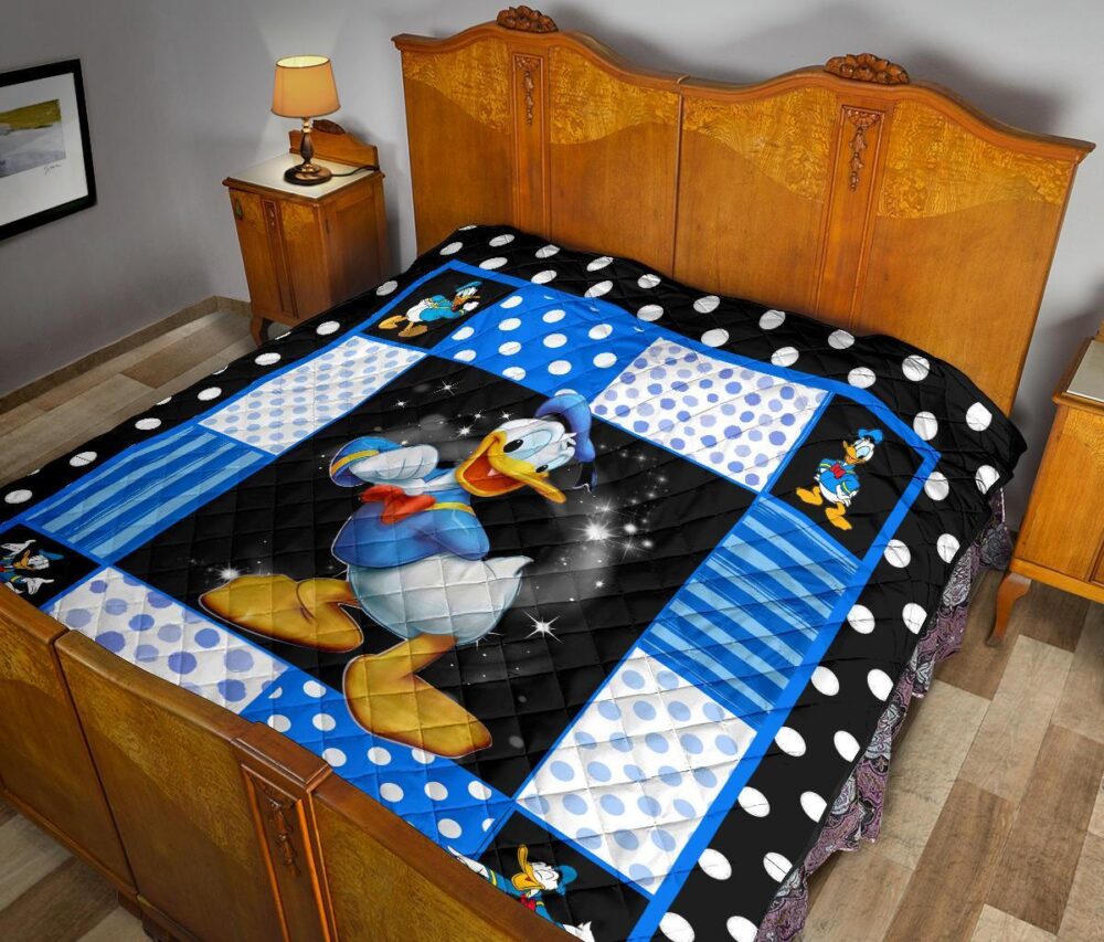 Donald Duck Quilt Blanket Funny Cartoon Fan Gift Idea