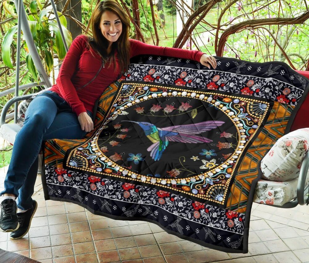 Graphic Art Humming Bird Quilt Blanket Gift Idea