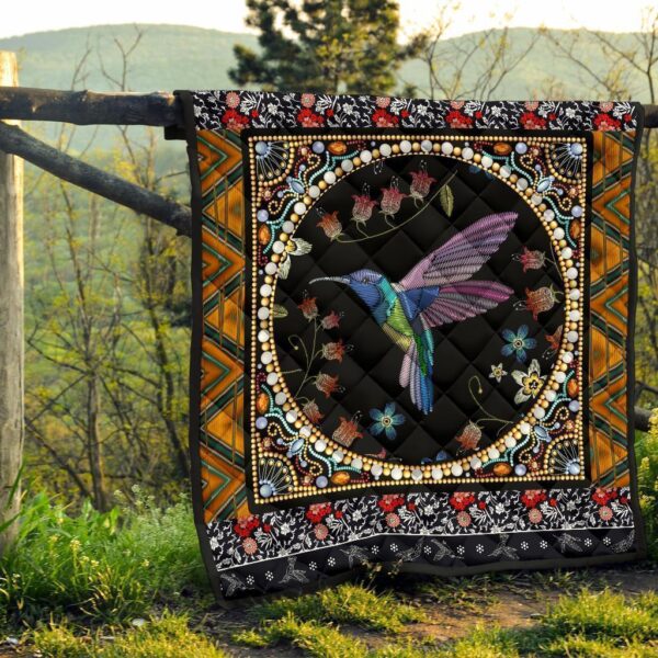 graphic art humming bird quilt blanket gift idea vwffw