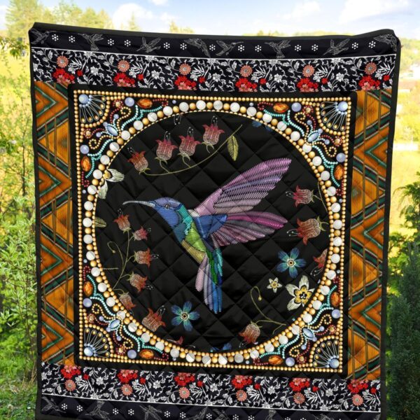 graphic art humming bird quilt blanket gift idea ybgka