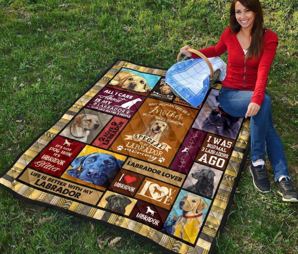 Mommy Labrador Quilt Blanket