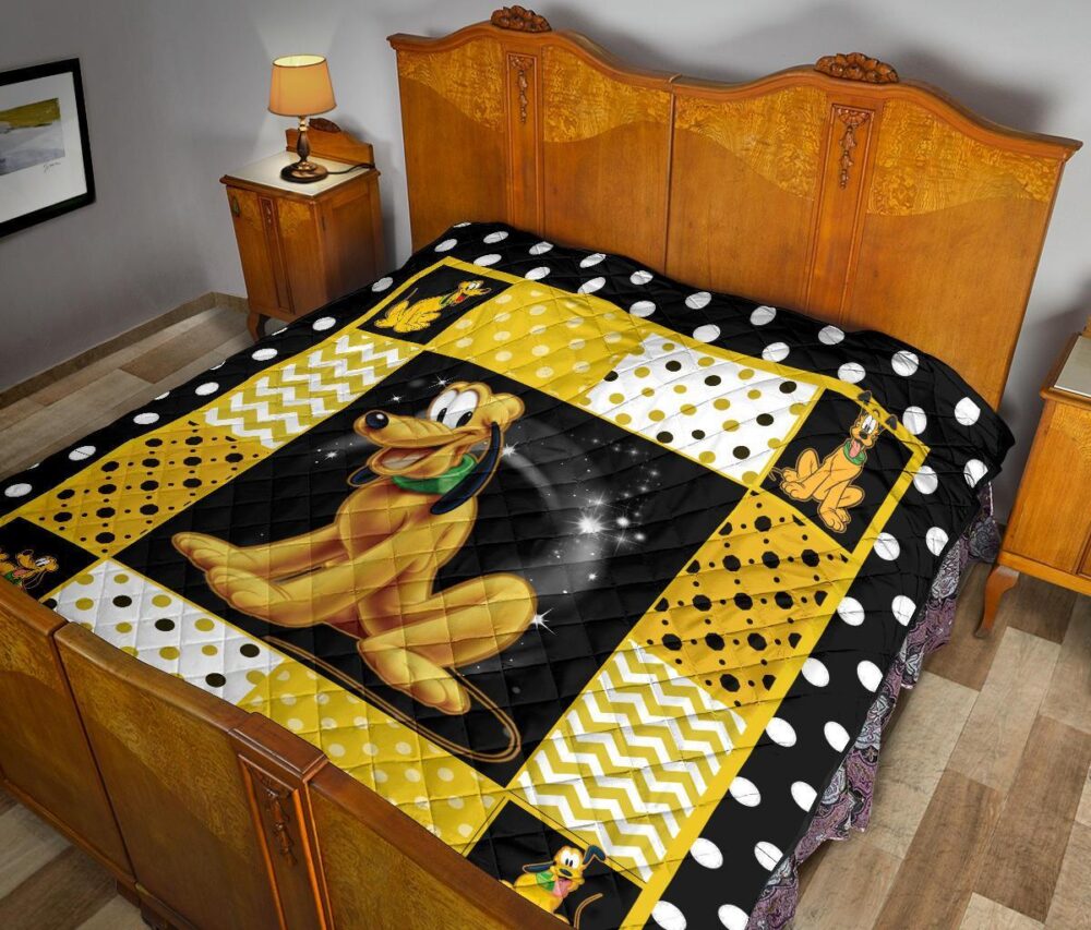 Pluto Quilt Blanket Cute Cartoon Fan Gift Idea