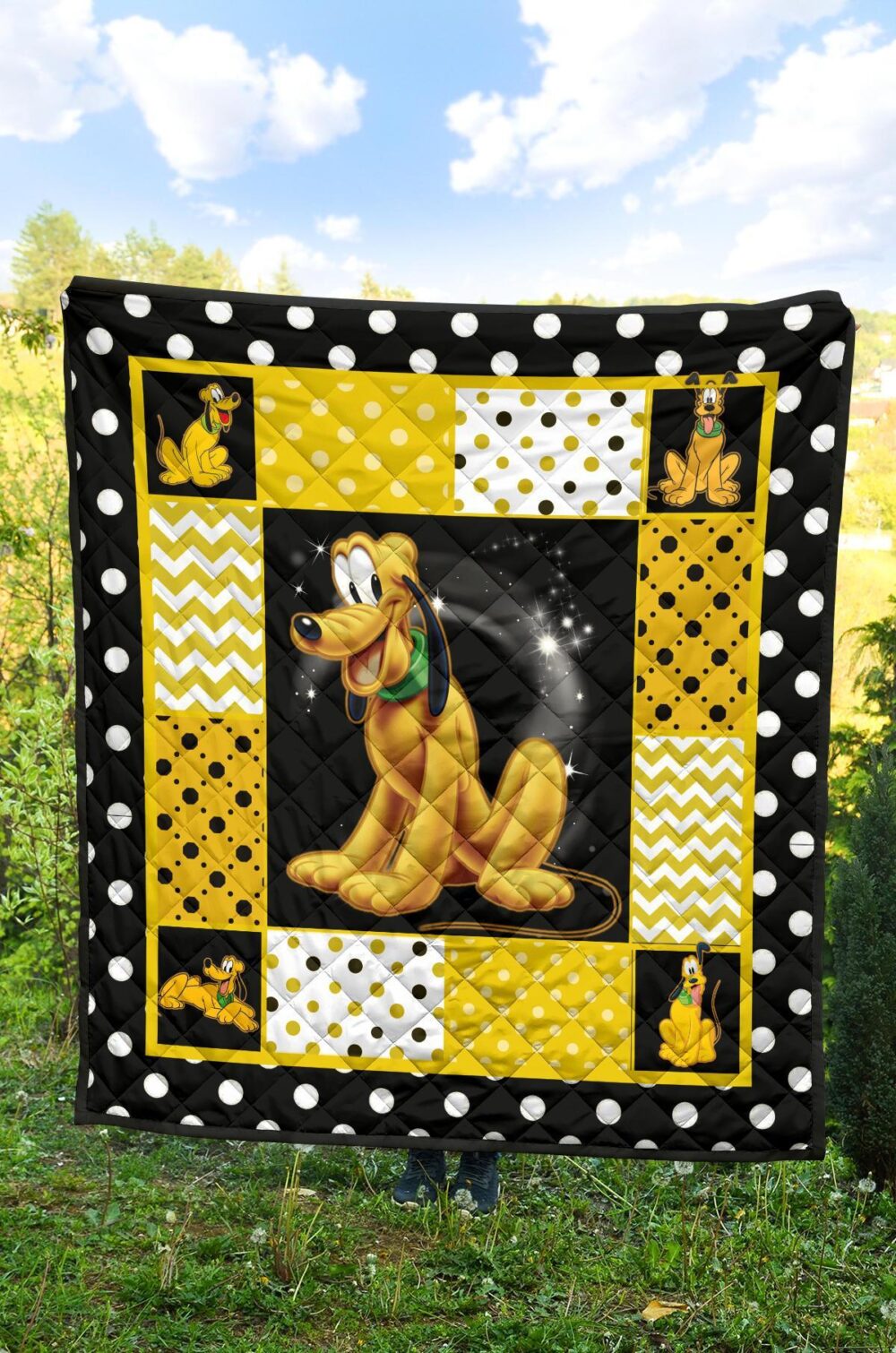 Pluto Quilt Blanket Cute Cartoon Fan Gift Idea