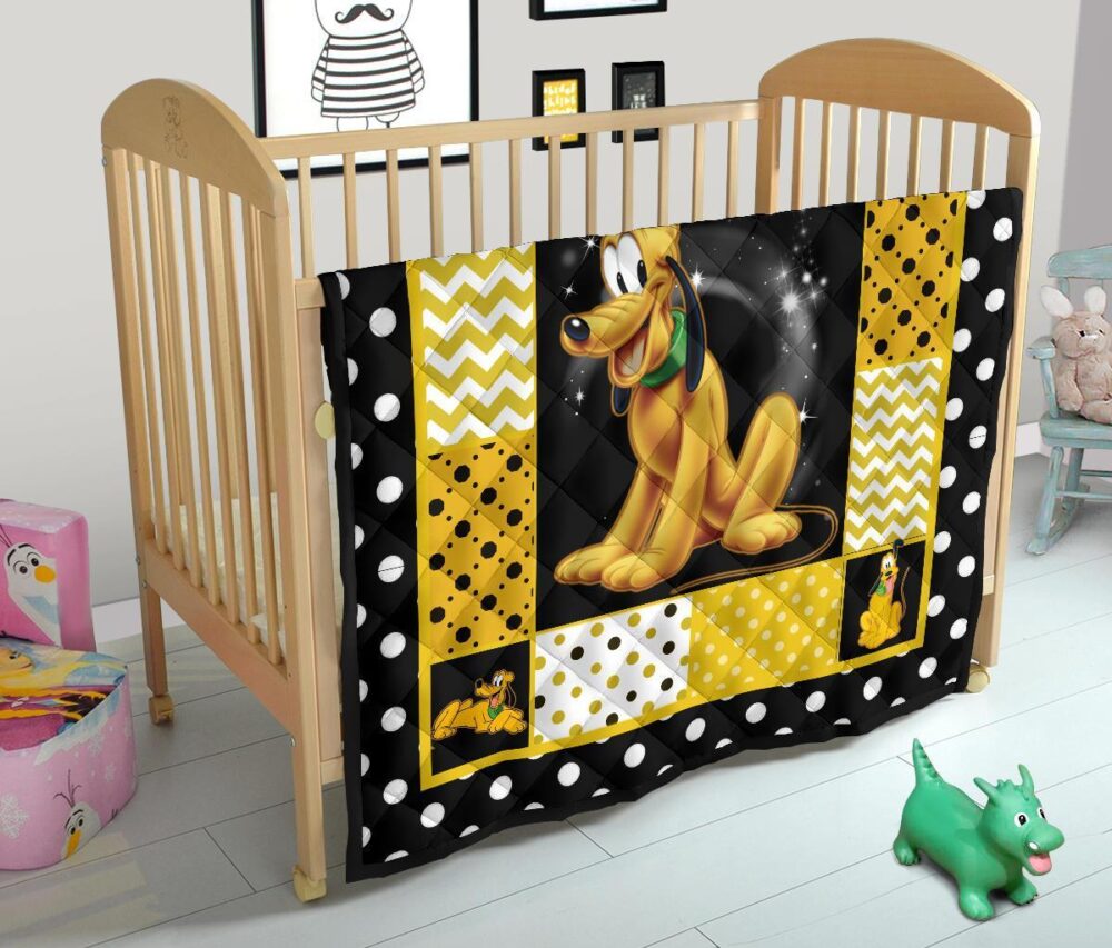 Pluto Quilt Blanket Cute Cartoon Fan Gift Idea