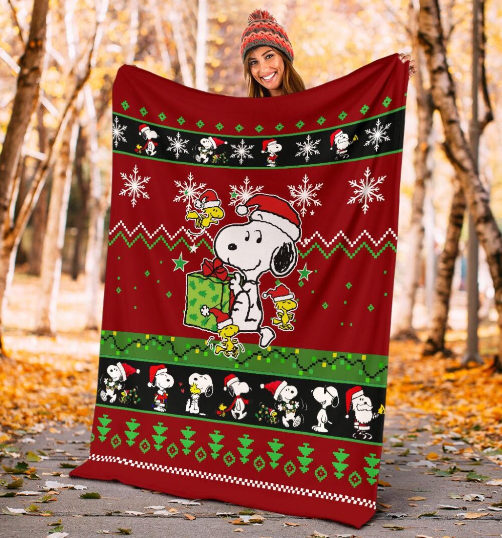 Snoopy Christmas Blanket Amazing Gift Idea